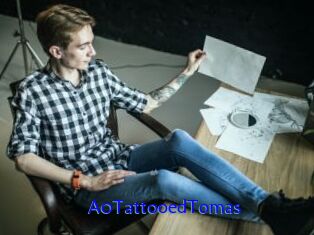 A0TattooedTomas