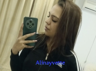 Alinayvette