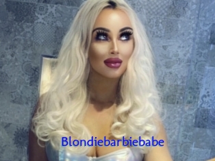 Blondiebarbiebabe