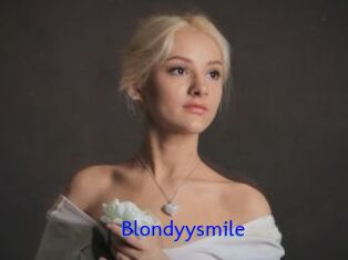 Blondyysmile