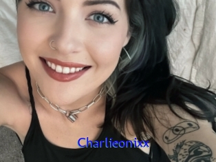 Charlieonixx