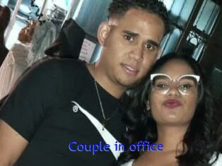 Couple_in_office