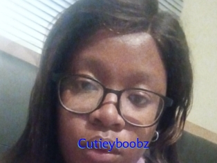 Cutieyboobz