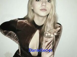 Danielle041