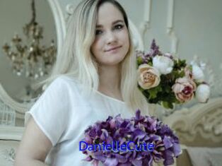 DanielleCute