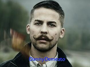 DannyDemeato Sexo Gratis