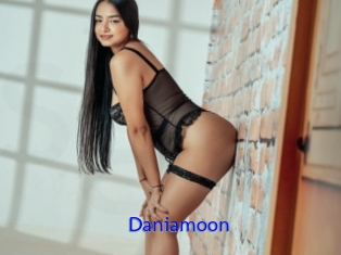 Daniamoon