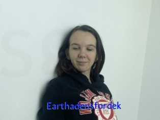 Earthadensfordek