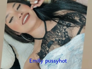 Emily_pussyhot