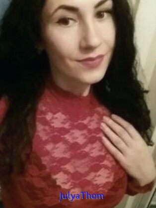 JulyaThom