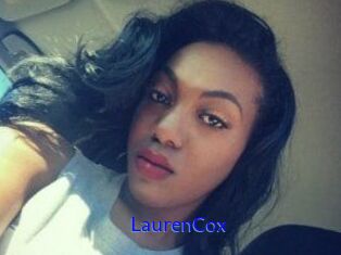 Lauren_Cox