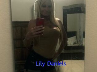 Lily_Daniels