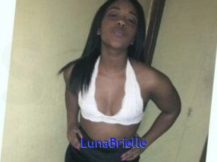 Luna_Brielle