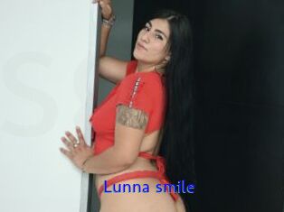 Lunna_smile