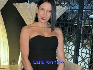 Lara_jonness