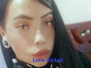Luna_wicked