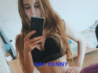 MIA_HUNNY