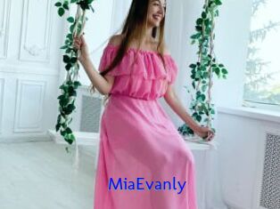 MiaEvanly