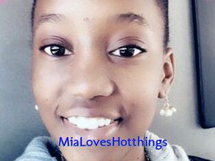 MiaLovesHotthings