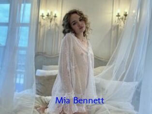 Mia_Bennett