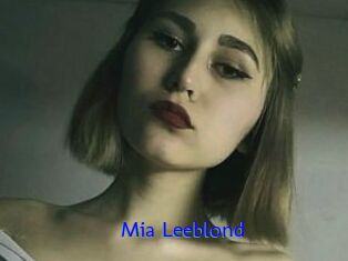 Mia_Leeblond