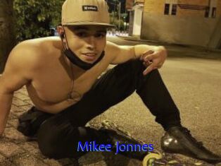 Mikee_Jonnes