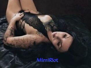 Mimi_Riot