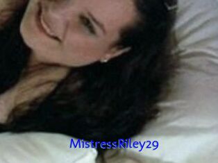 MistressRiley29