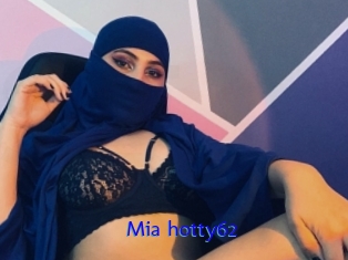 Mia_hotty62
