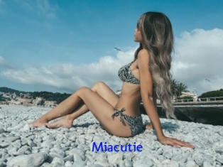 Miacutie