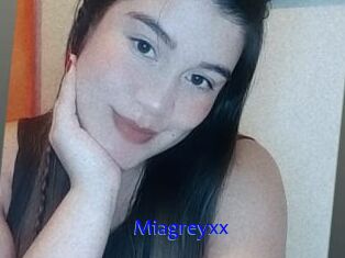 Miagreyxx