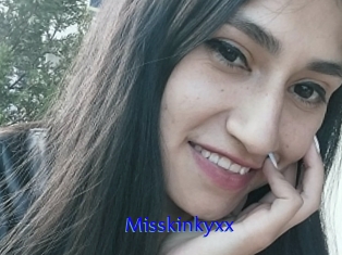 Misskinkyxx