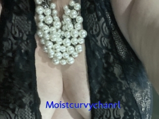 Moistcurvychanrl