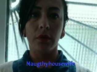 Naugthy_housewife