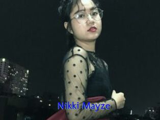 Nikki_Mayze