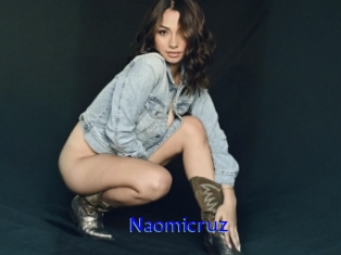 Naomicruz