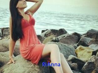 Ri_Anna