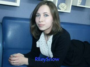 RileySnow Sexo Gratis