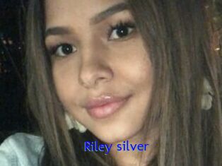Riley_silver