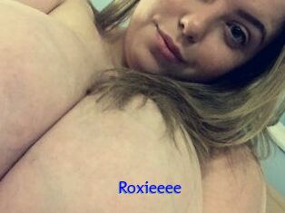 Roxieeee