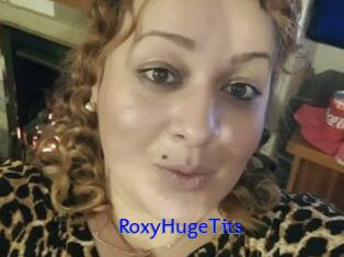 RoxyHugeTits