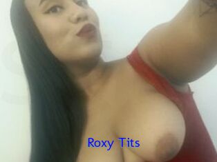 Roxy_Tits