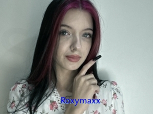 Roxymaxx