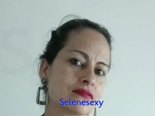 Selenesexy