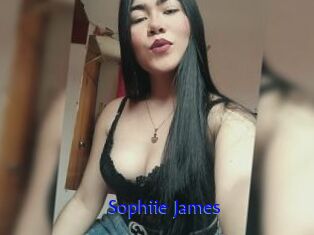 Sophiie_James