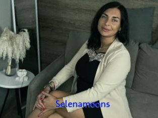 Selenamoons