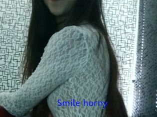 Smile_horny