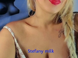 Stefany_milk