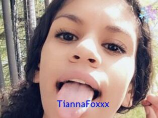 TiannaFoxxx