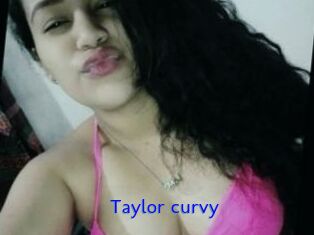 Taylor_curvy